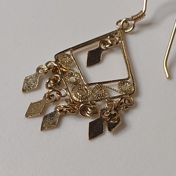 Cute Diamond Shaped Dangle Earring With 925 Sterling Silver Hooks - Picture 8 of 11